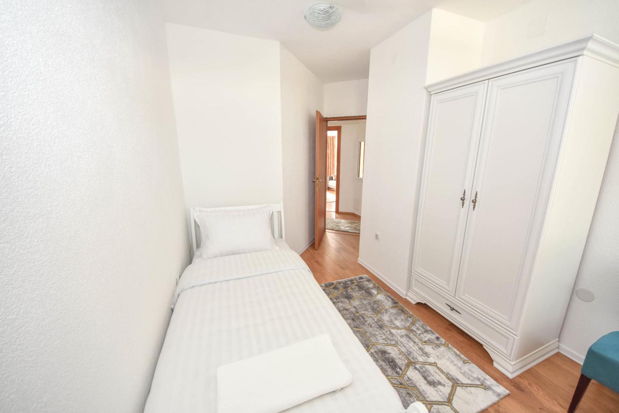 Apartment Riverfront Banja Luka Ngoại thất bức ảnh